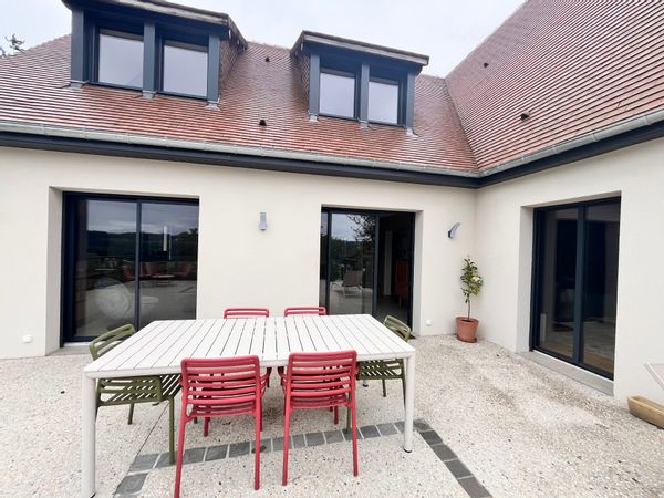 La maison de Muriel Maison entièrement rénovée avec goût. Idéale pour des vacances reposantes