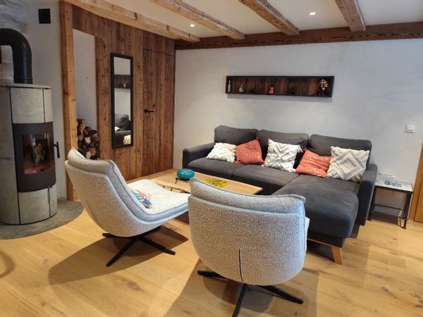 Maison entre lac et montagnes