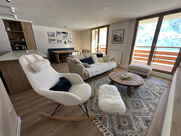Appartement avec une belle vue montagne et lac