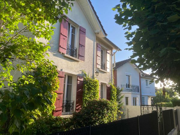 Maison d’Erwan et Diane, proche Paris dans un quartier calme et agréable