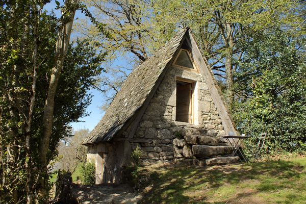 Séchoir à châtaigne du 18e - pour 4 personnes, bien lire la description