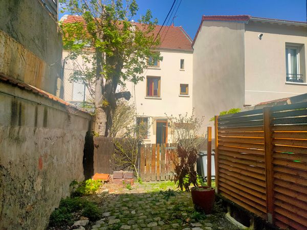 La petite maison de Melissa et Refat - proche paris, 15min en transports