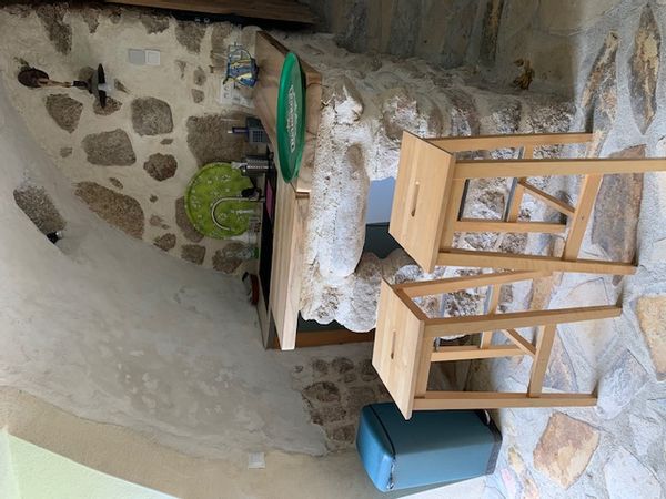 CHARMANTE CHAMBRE DANS JOLIE MAISON ARDECHOISE