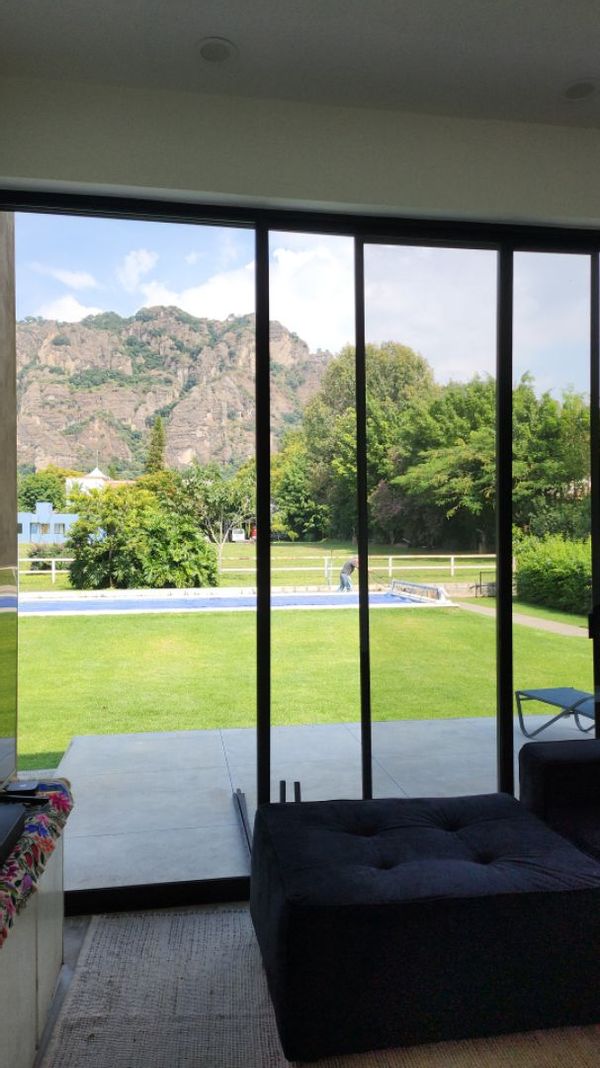 Casa de Cristina y Adrián en Tepoztlan