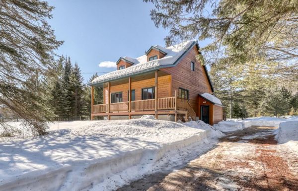 Chambre privée au pied de la montagne