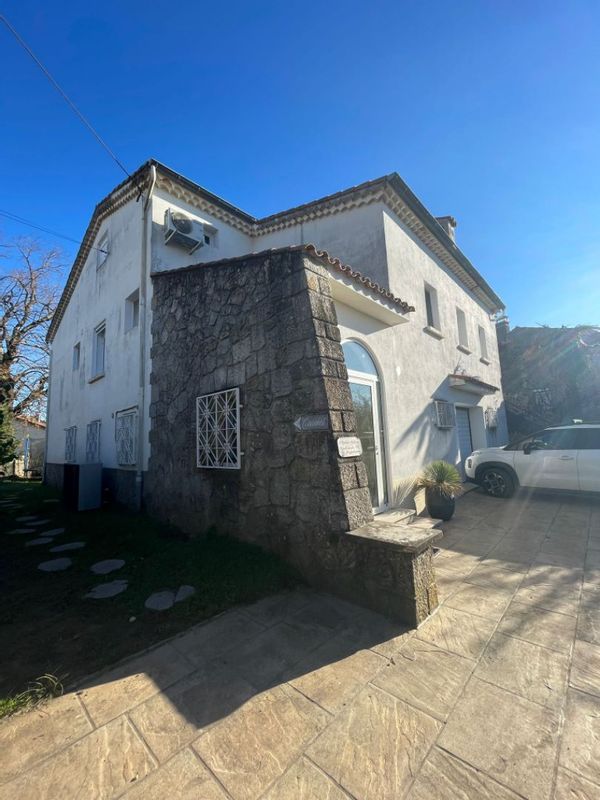 Maison de Sophie,Charly,Isia et Noé.