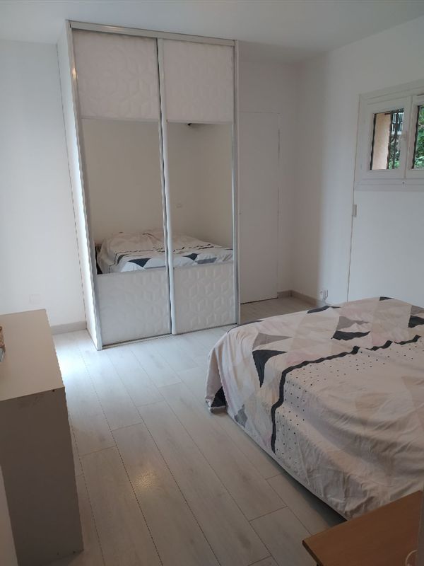 Chambre privée chez nous ☺️