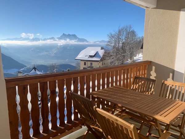 Bel appartement au dessus de Leysin dans les Alpes vaudoises