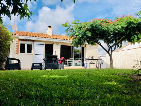 Charmante petite maison vendéenne en bord de mer