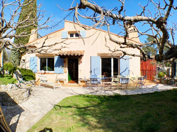 La maison d'Agnès, Luc, Lucie et Charlotte