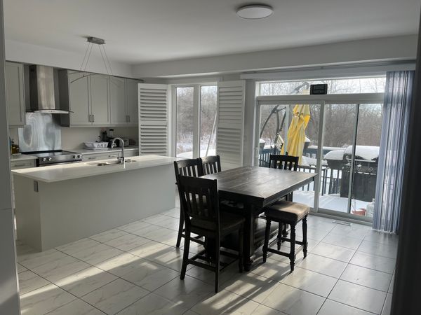 La maison de Soraya et Hani - Grande maison familiale moderne au cœur de la nature canadienne – idéale pour découvrir l’Ontario