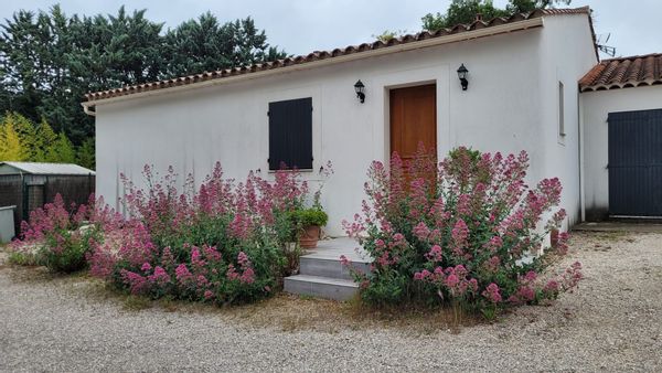 Maison de charme, 3 chambres au cœur de la nature, proche d'Aix en Provence
