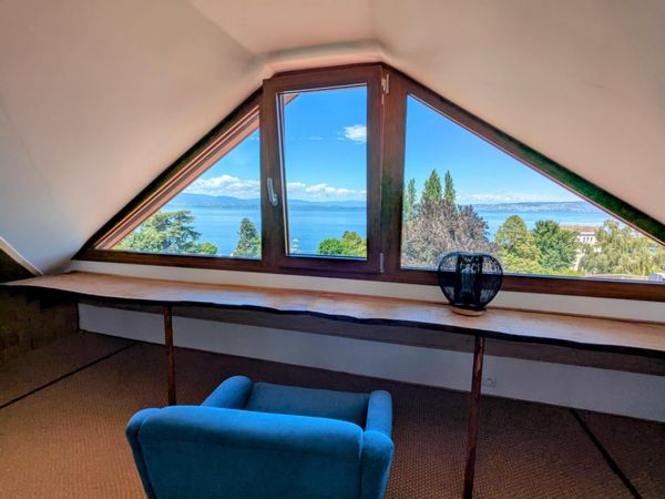 Appartement tout confort  bord du Lac