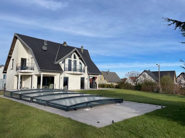 La maison entre champs et vignes