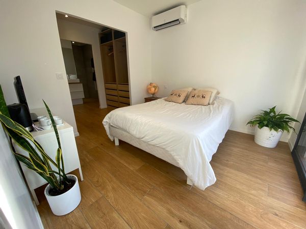 Suite parentale proche de la mer, chez l’habitant