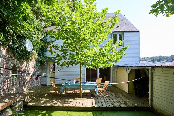 Maison normande avec jardin en bord de mer