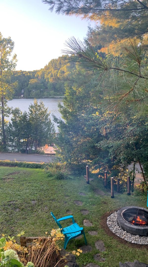 Bord de lac paisible, chez Caro