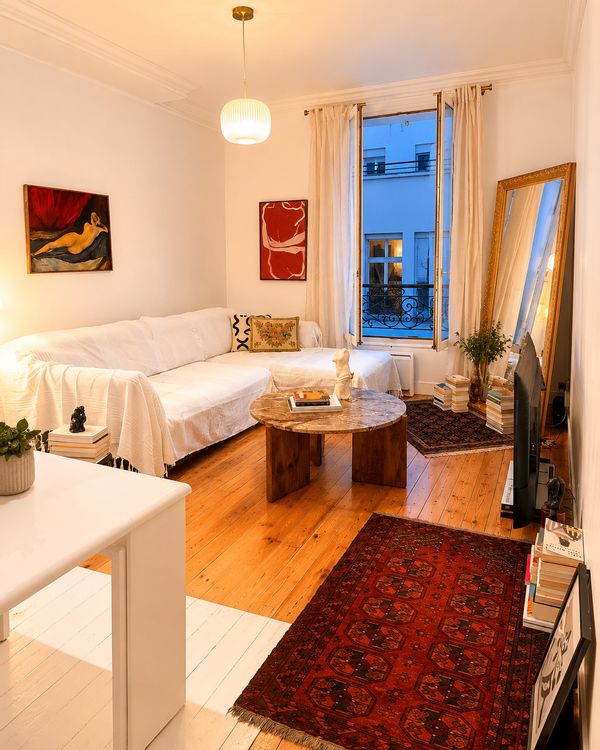 Elegant Parisian Flat 9th Arr  near Moulin Rouge