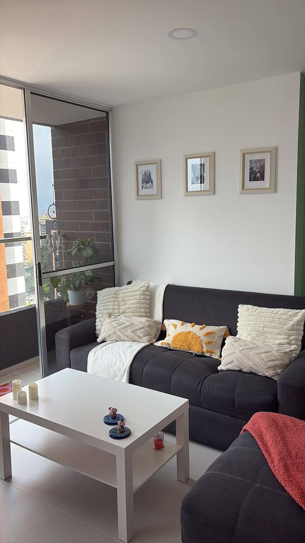 My home is a 3 bd 2 bath beautiful apartment in the safest city in Colombia (you can look it up)