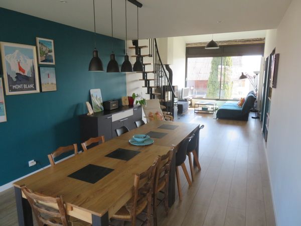 Grande maison entre lacs et montagnes à 20 minutes d'Annecy (Haute-Savoie)