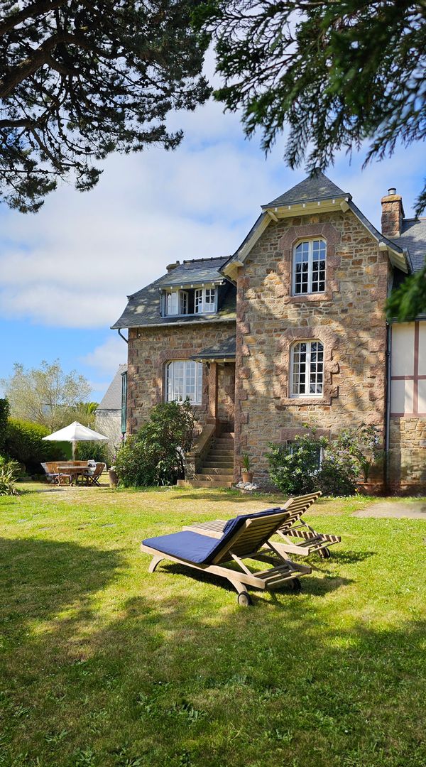Maison de charme avec jardin au coeur de Perros-Guirec