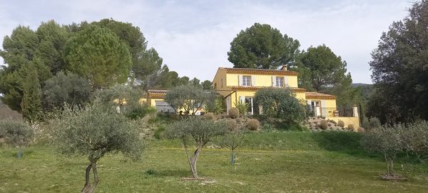 Lumineuse maison provençale
