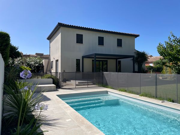 La maison avec piscine de Christelle
