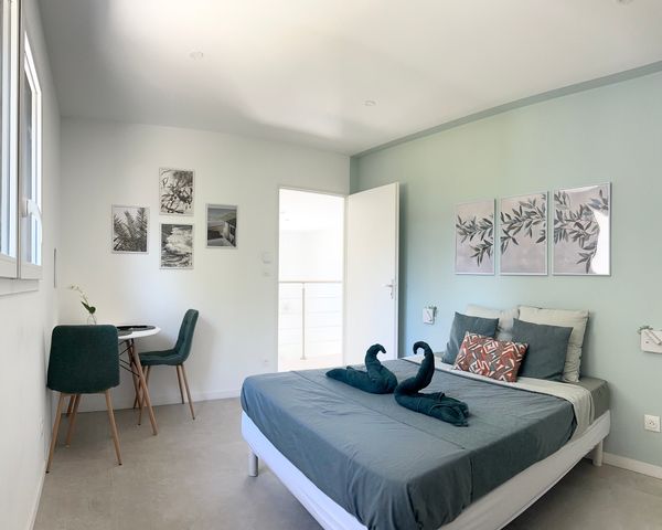 The peaceful room 