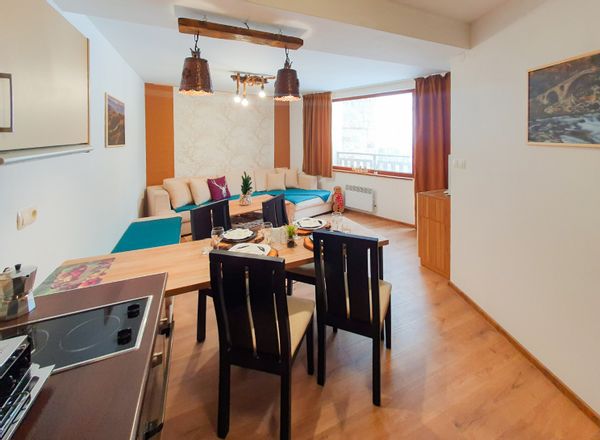 Tho bedroom fully furnished cozy apartment in the highest and sunniest  mountain resort in Bulgaria
