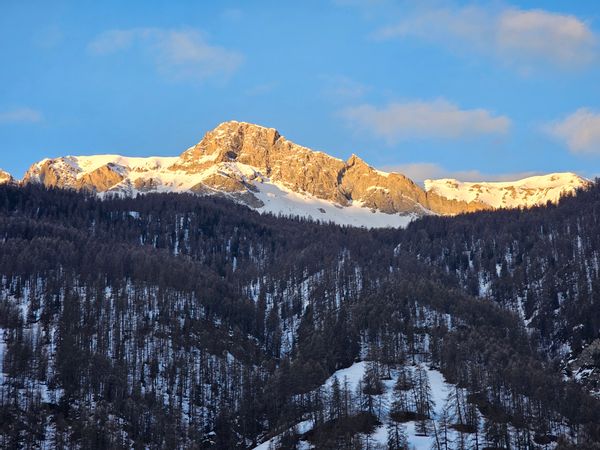 Chalet de montagne typique au coeur du parc régional du Queyras A 10 mn d'un des plus beaux villages de France : Saint Véran