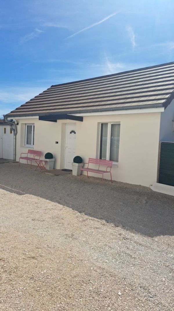 La petite maison indépendante à Dole