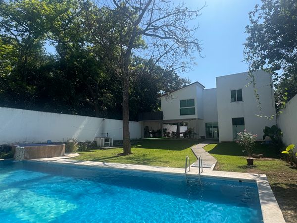 Grande maison avec piscine au calme dans un village pittoresque au coeur du Mexique