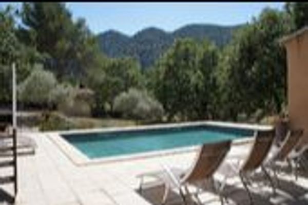 villa au pied du Luberon