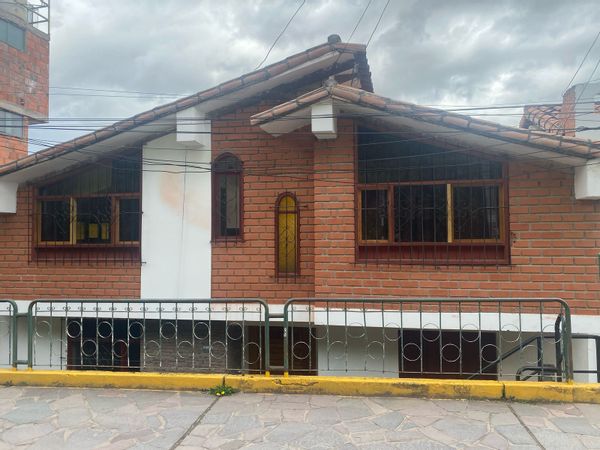 Ideal famille de 4 : 2 chambres à 2 petits pas du quartier historique de San Blas à Cusco