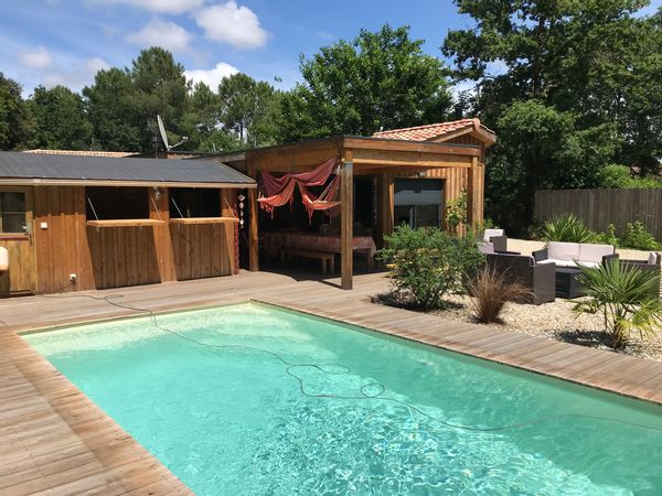 Maison familiale de vacances , nature et confort à proximité du lac et de l océan