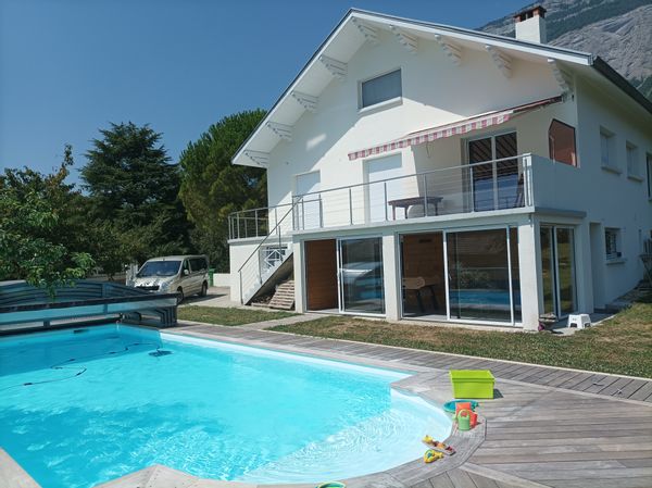 Villa familiale au coeur des Alpes