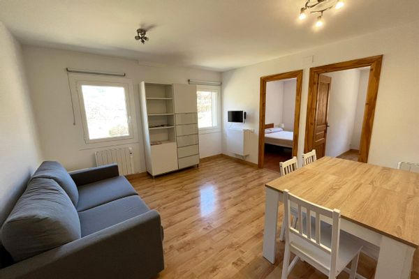Petit appartement 4 personnes  proche de la montagne  et à 15 minutes du centre ville d´Andorre