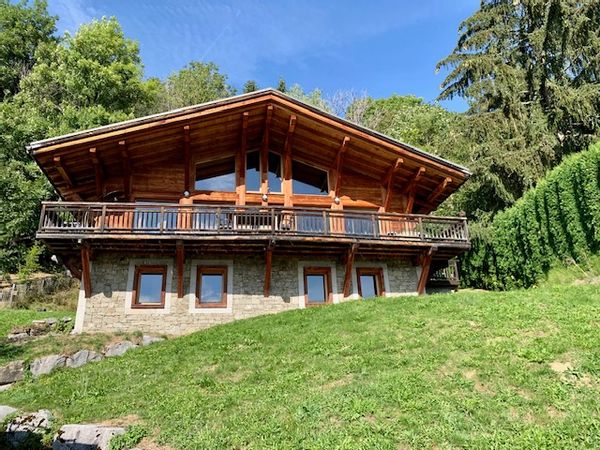 Magnifique chalet 8 personnes dans les Alpes