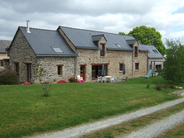Bretagne, Longère rénovée en campagne proche Rennes