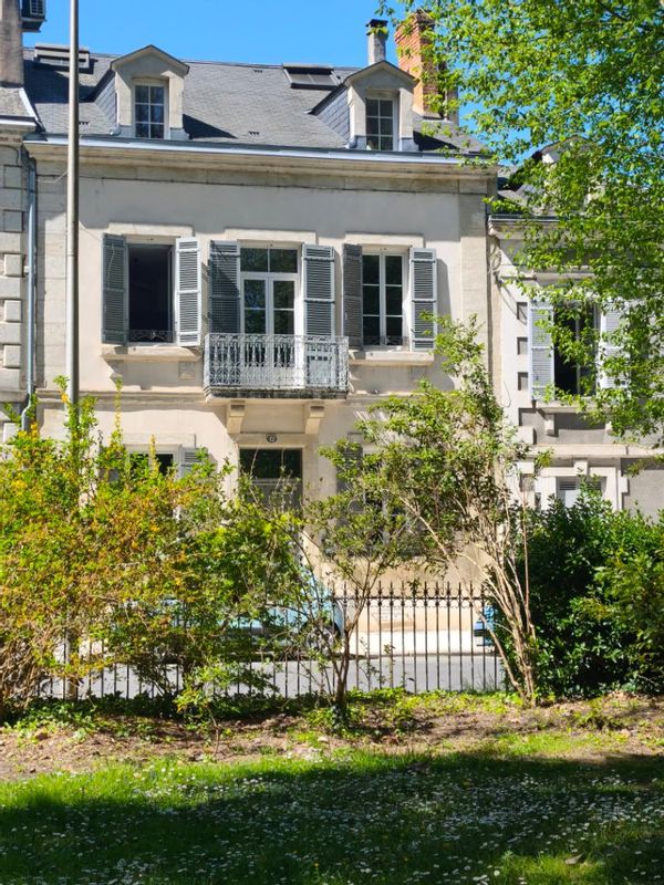 Ma maison avec piscine autour du parc des Arènes