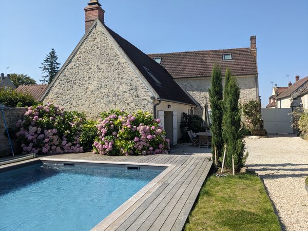 Grande maison de campagne avec piscine privée près de Senlis