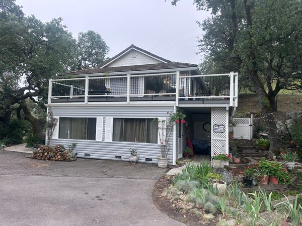 La maison de Brandon and Claudettte