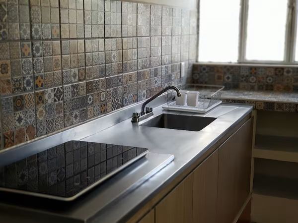 3 BR house, 1AC y garage in Parque de la Marimba