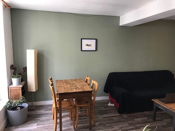 L'appartement est situé au coeur de Vendôme, dans sa rue piétonne.