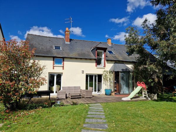 La maison familiale de Sarah & Julien à 6 km de Rennes