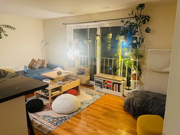 2 BR house right outside of Harvard
