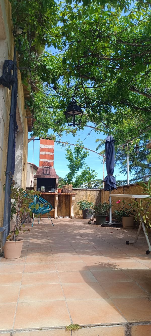 Maison 3 chambres dans le Luberon (nouvelles photos à venir).