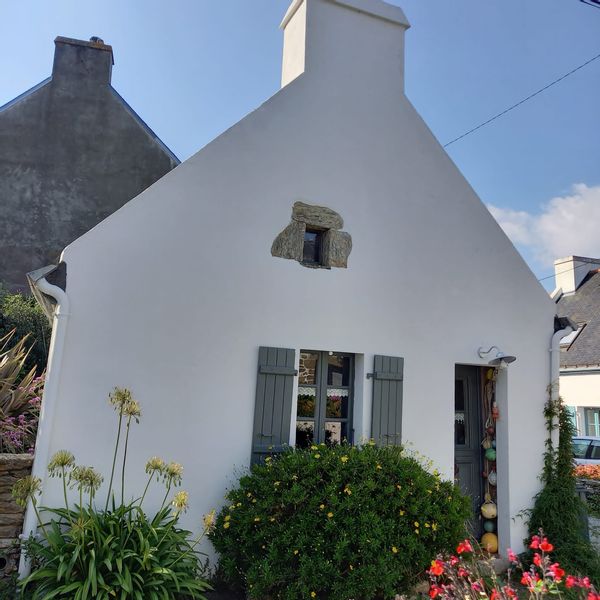 Petite maison de hameau au cœur de l’île de Groix, à deux pas des plus belles  plages de l'île...