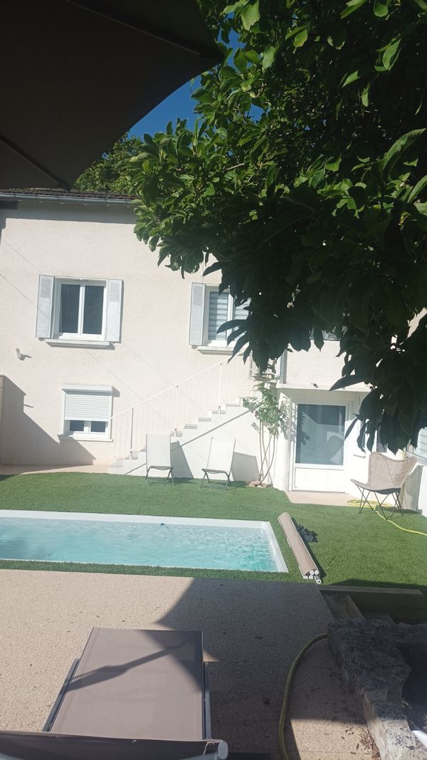 Le cocon de Anne-Marie et Pierre pour 2-3 pers dans notre maison, indépendant au calme côté jardin.y