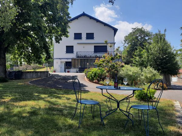 Aronde, Au calme, proche du parc des Volcans, déco vintage